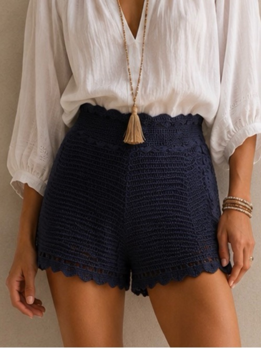 H&M Navy Crochet Knit High-Waisted Shorts Size 6 Scalloped Hem Lined